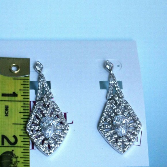NEW Swarovski Crystal Chandelier Earrings - Picture 5 of 7